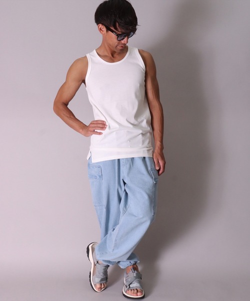 BAYBLO(ベイブロ)の「(BG)【ユニセックス】シルキータッチ サイドスリット タンクトップ(タンクトップ・メンズ・ブラック/ホワイト/チャコールグレー・X-LARGE/LARGE/MEDIUM)」の7枚目の写真