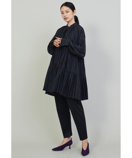 1er Arrondissement（プルミエアロンディスモン）の「手絞りプリーツティアードチュニック（シャツ/ブラウス・レディース・オフホワイト/ブラック・36/38）」の6枚目の写真