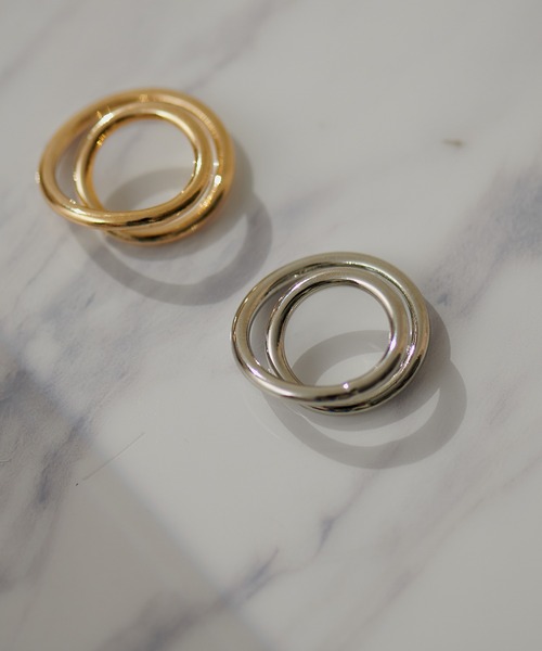 natural couture(ナチュラルクチュール)の「スパイラルニュアンスリング(リング・レディース・ゴールド/シルバー・FREE)」の8枚目の写真