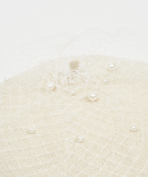 ROYAL PARTY（ロイヤルパーティー）の「チュール付パールベレー帽（ハンチング/ベレー帽・レディース・オフホワイト/ブラック・FREE）」の8枚目の写真