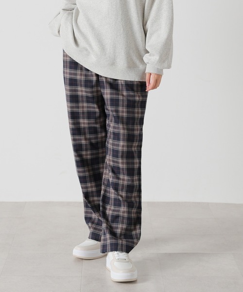 Honeys（ハニーズ）の「チェックストレートパンツ（その他パンツ・レディース・ブラック×ブルー/ネイビー系/ブラック系その他・M/S/SS/L/LL）」の11枚目の写真