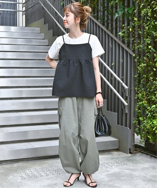 B.C STOCK（ベーセーストック）の「《追加》キャミ付きTシャツ（Tシャツ/カットソー・レディース・ホワイト/ブラック・FREE）」の4枚目の写真