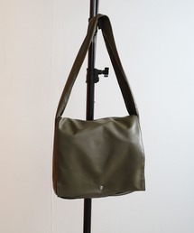 SENSE OF PLACE by URBAN RESEARCH（センスオブプレイスバイアーバンリサーチ）の「フェイクレザーフラップビッグショルダー（ショルダーバッグ・レディース）」