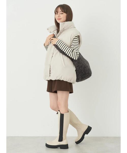 earth music&ecology(アースミュージックアンドエコロジー)の「ボアショルダーヒュージBAG(ショルダーバッグ・レディース・ベージュ/ライトグリーン/チャコールグレー・FREE)」の19枚目の写真