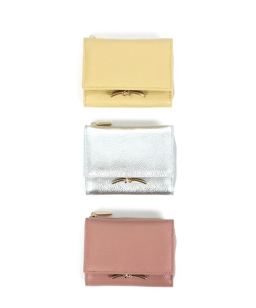 Beau're（ヴュレ）の「BEAURE ヴュレ カウレザー メタルパーツ 三つ折り ミニ ウォレット（財布・レディース・ホワイト/ブラック/ベージュ/グレイッシュブルー/サーモンピンク/ペールイエロー/シルバー・FREE）」の8枚目の写真