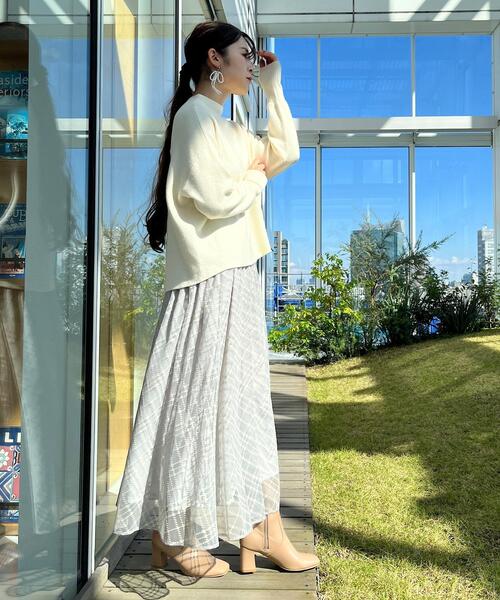 couture brooch（クチュールブローチ）の「◆【バックパールで華やぐ】上品もちふわニット（ニット/セーター・レディース・オフホワイト/グレー/ピンク系/レッド系1・38/42/36）」の21枚目の写真