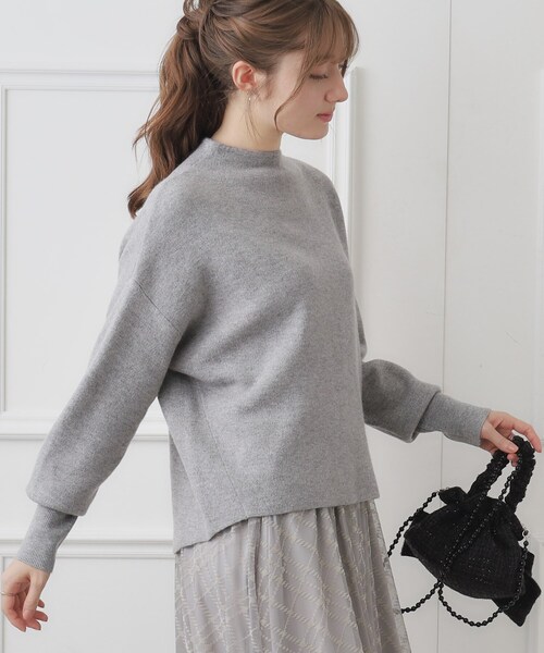 couture brooch（クチュールブローチ）の「◆【バックパールで華やぐ】上品もちふわニット（ニット/セーター・レディース・オフホワイト/グレー/ピンク系/レッド系1・38/42/36）」の15枚目の写真