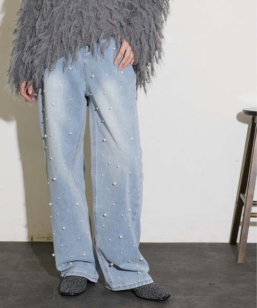 THE YOn（ザヨン）の「パールスタッズデニムパンツ（デニム