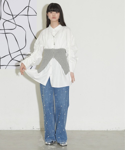 THE YOn(ザヨン)の「パールスタッズデニムパンツ(デニムパンツ・レディース・ブルー/ライトブルー・S/M)」の7枚目の写真