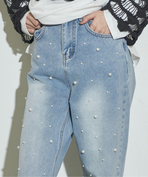 Washed Jeans Unisex パール スタッズ デニムパンツ ウォッシュ セール】パールスタッズデニムパンツ（デニムパンツ）｜THE YOn