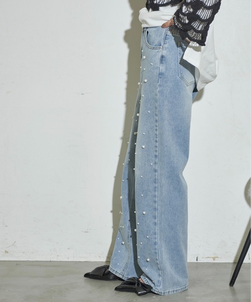 THE YOn(ザヨン)の「パールスタッズデニムパンツ(デニムパンツ・レディース・ブルー/ライトブルー・S/M)」の18枚目の写真