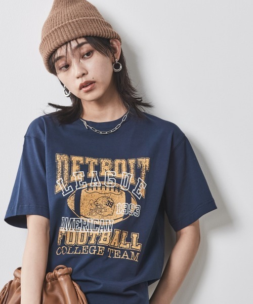 CHIC STYLE(シックスタイル)の「<大きいサイズ>綿100%グラフィックプリントTシャツ シックスタイル(Tシャツ/カットソー・レディース・オフホワイト/ネイビー・LL/3L/4L/5L/L)」の2枚目の写真