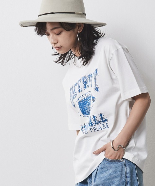 CHIC STYLE(シックスタイル)の「<大きいサイズ>綿100%グラフィックプリントTシャツ シックスタイル(Tシャツ/カットソー・レディース・オフホワイト/ネイビー・LL/3L/4L/5L/L)」の1枚目の写真