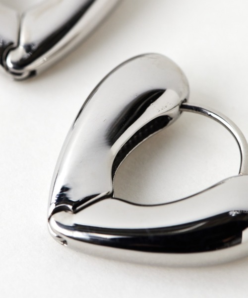 GALLARDAGALANTE（ガリャルダガランテ）の「ハートフープピアス（ピアス（両耳用）・レディース・シルバー/ゴールド・FREE）」の8枚目の写真