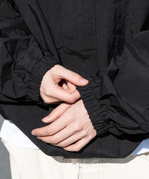 kutir（クティール）の「2wayスタンドネックナイロンブルゾン（ブルゾン・メンズ・チャコールグレー/ブラック/ライトグレー/ネイビー/カーキ・LARGE/MEDIUM/SMALL）」の17枚目の写真