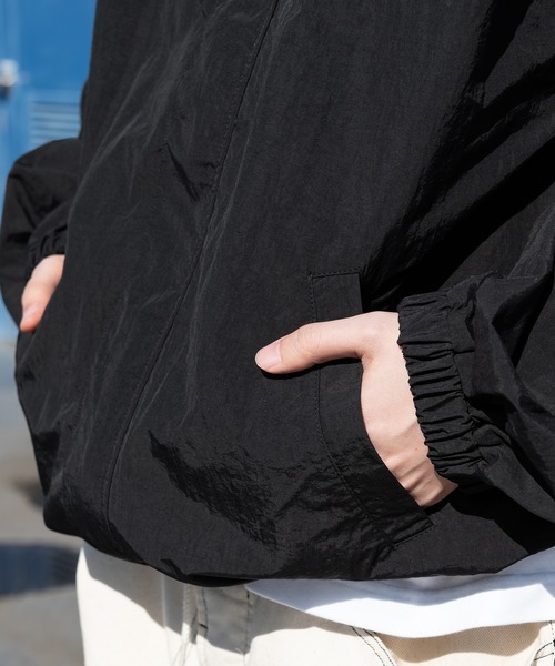 kutir（クティール）の「2wayスタンドネックナイロンブルゾン（ブルゾン・メンズ・チャコールグレー/ブラック/ライトグレー/ネイビー/カーキ・LARGE/MEDIUM/SMALL）」の18枚目の写真