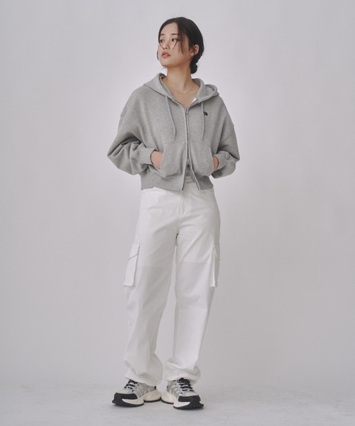 codegraphy（コードグラフィー）の「(WOMAN) WAVE LOGO CROP