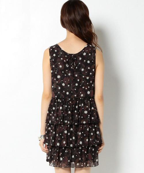 Another Edition（アナザーエディション）の「ポリエステルシフォンプリントティアードワンピース/AEFC PｼﾌｫﾝPRT ﾃｨｱｰﾄﾞOP◆（ワンピース・レディース・ブラック・フリー）」の2枚目の写真