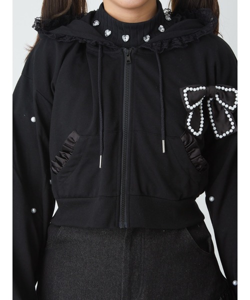 Ank Rouge(アンクルージュ)の「リボンモチーフショートパーカー(パーカー・レディース・ブラック/ホワイト・M)」の7枚目の写真