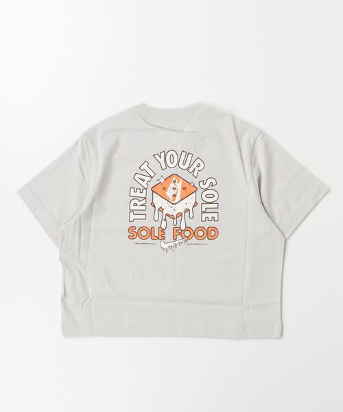 NIKE（ナイキ）の「ナイキ NIKE ナイキ YTH ガールズ NSW OC KC2 S/S Tシャツ（Tシャツ/カットソー・キッズ・ブラック/サンドグレー・140cm/150cm/160cm/130cm）」の3枚目の写真