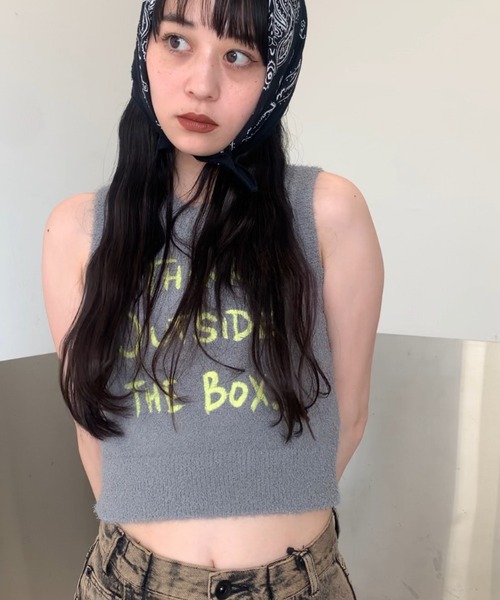 JEANASIS(ジーナシス)の「【ZOZO限定】ロゴ刺繍ノースリーブニット/119113(ベスト・レディース・アイボリー/ブラック/オレンジ/グレー・FREE)」の16枚目の写真