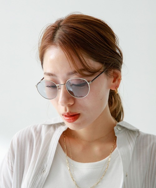 URBAN RESEARCH Sonny Label（アーバンリサーチサニーレーベル）の「スリムフレームカラーサングラス（サングラス・レディース・グレー/ブラウン・ONE）」の4枚目の写真