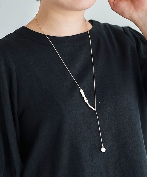 le.coeur blanc（ルクールブラン）の「パールスライダーネックレス（ネックレス・レディース・ゴールド・FREE）」の7枚目の写真