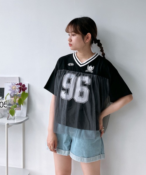 AS KNOW AS plus(アズノゥアズプラス)の「◎チュールドッキング オーバーサイズゲームシャツ(Tシャツ/カットソー・レディース・オフホワイト/サックスブルー/ブラック・FREE)」の17枚目の写真