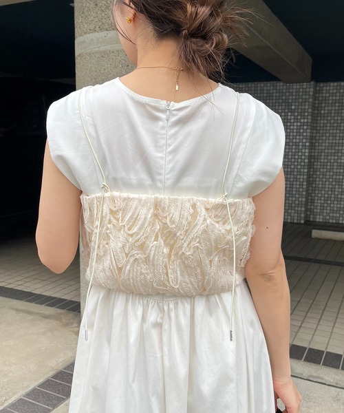 CAPRICIEUX LE'MAGE(カプリシューレマージュ)の「ラインレースビスチェ(その他トップス・レディース・ホワイト系その他・FREE)」の9枚目の写真