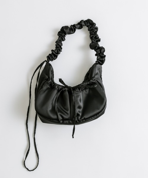 OLIVE des OLIVE（オリーブデオリーブ）の「ドロストホーボーバッグ（ショルダーバッグ・レディース・ライトグレー/ピンク/ブラック/アイボリー・FREE）」の3枚目の写真