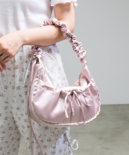 OLIVE des OLIVE（オリーブデオリーブ）の「ドロストホーボーバッグ（ショルダーバッグ・レディース・ライトグレー/ピンク/ブラック/アイボリー・FREE）」の8枚目の写真