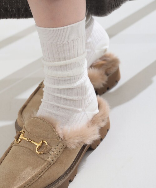 Demi-Luxe BEAMS(デミルクス ビームス)の「AK+1 / ロゴ リブソックス(ソックス/靴下・レディース・オフホワイト/グレー/ブラウン系その他3/グリーン/レッド・ONE SIZE)」の2枚目の写真