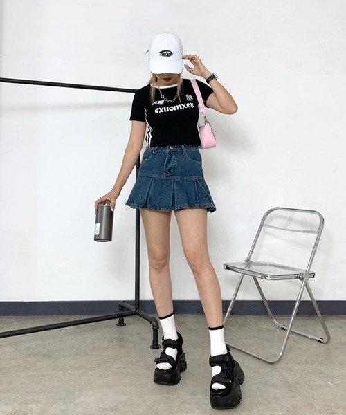 non-hedge(ノンヘッジ)の「タックデニムミニスカートパンツ(デニムスカート・レディース・インディゴブルー/ブルー・S/M)」の3枚目の写真
