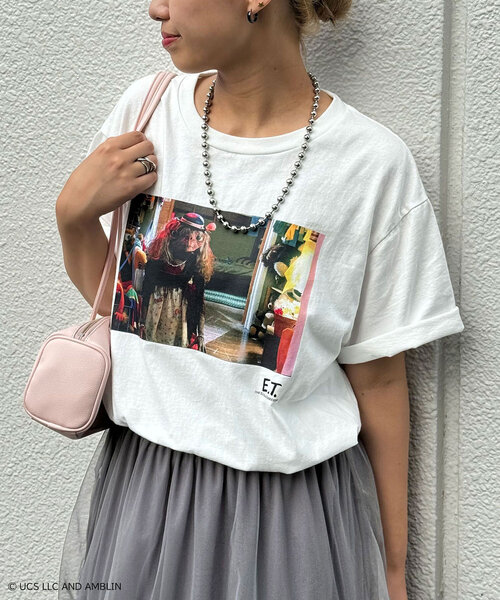 CIAOPANIC(チャオパニック)の「【Universalcollection/ユニバーサルコレクション】E.T.映画Tシャツ(Tシャツ/カットソー・レディース・ブラック系その他2/ブラック/アイボリー/チャコールグレー/ホワイト系その他2/ブラック系その他/ブラック系その他3/オフホワイト/ホワイト系その他3/ブラック系その他4/ホワイト系その他/ホワイト・FREE)」の13枚目の写真