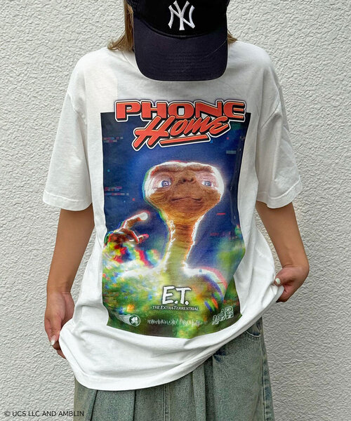 CIAOPANIC(チャオパニック)の「【Universalcollection/ユニバーサルコレクション】E.T.映画Tシャツ(Tシャツ/カットソー・レディース・ブラック系その他2/ブラック/アイボリー/チャコールグレー/ホワイト系その他2/ブラック系その他/ブラック系その他3/オフホワイト/ホワイト系その他3/ブラック系その他4/ホワイト系その他/ホワイト・FREE)」の17枚目の写真