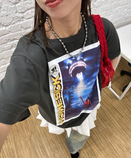 CIAOPANIC(チャオパニック)の「【Universalcollection/ユニバーサルコレクション】E.T.映画Tシャツ(Tシャツ/カットソー・レディース・ブラック系その他2/ブラック/アイボリー/チャコールグレー/ホワイト系その他2/ブラック系その他/ブラック系その他3/オフホワイト/ホワイト系その他3/ブラック系その他4/ホワイト系その他/ホワイト・FREE)」の8枚目の写真
