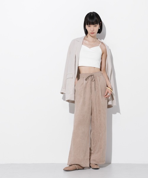 Apo(s)ture(アポスチャー)の「ARIA-004/フェイクスエードドロストワイトパンツ(その他パンツ・レディース・ベージュ/グリーン/グレー/ブラック・XS/S/M/L/XL)」の13枚目の写真