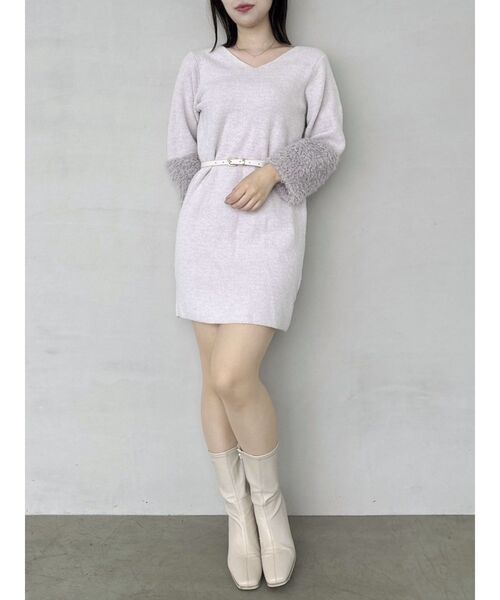 dazzlin(ダズリン)の「ボリュームファースリーブビットミニワンピース(ワンピース・レディース・グレー/アイボリー/ブラック・FREE)」の22枚目の写真