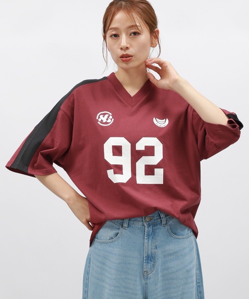 LAKOLE（ラコレ）の「アソートゲームプリントＴ / 142963（Tシャツ/カットソー・レディース・オフホワイト/ブラック/ボルドー・FREE）」の18枚目の写真