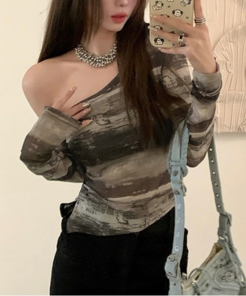 LADY LIKE(レディライク)の「ワンショルダーボーダーシアートップス(Tシャツ/カットソー・レディース・レッド/ブラック・M)」の11枚目の写真