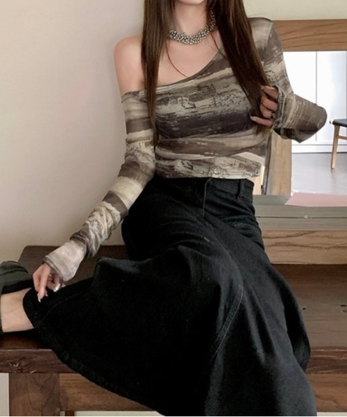 LADY LIKE(レディライク)の「ワンショルダーボーダーシアートップス(Tシャツ/カットソー・レディース・レッド/ブラック・M)」の14枚目の写真