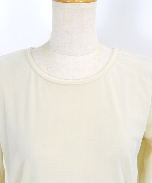 BLUEEAST(ブルーイースト)の「ベロアクルーネックカットソー(Tシャツ/カットソー・レディース・ネイビー/アイボリー/ブラック/モカ/ダークオレンジ/ブラウン・MEDIUM)」の15枚目の写真