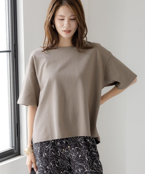 Elura（エルーラ）の「＜接触冷感＞ひやっとタッチベーシックTシャツ/138093（Tシャツ/カットソー・レディース・グリーン系その他/ブラック/グレー/ホワイト・MEDIUM/SMALL/LARGE）」の3枚目の写真