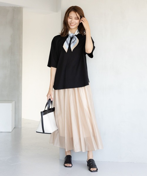 Elura（エルーラ）の「＜接触冷感＞ひやっとタッチベーシックTシャツ/138093（Tシャツ/カットソー・レディース・グリーン系その他/ブラック/グレー/ホワイト・MEDIUM/SMALL/LARGE）」の9枚目の写真