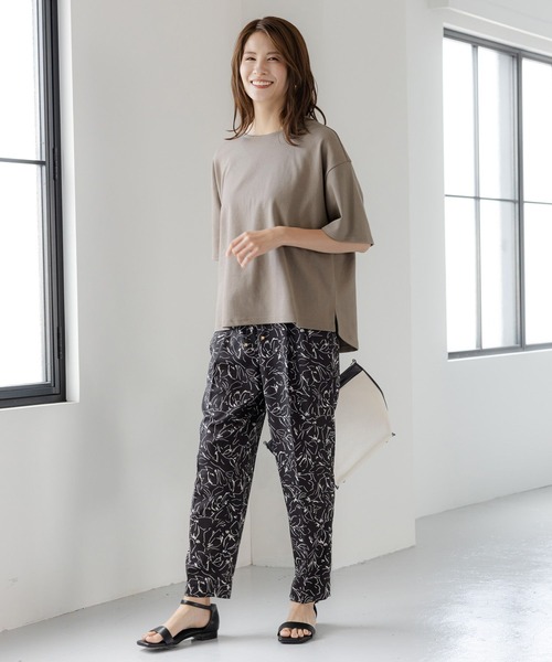 Elura（エルーラ）の「＜接触冷感＞ひやっとタッチベーシックTシャツ/138093（Tシャツ/カットソー・レディース・グリーン系その他/ブラック/グレー/ホワイト・MEDIUM/SMALL/LARGE）」の15枚目の写真