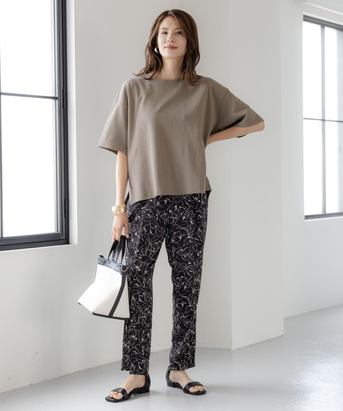 Elura（エルーラ）の「＜接触冷感＞ひやっとタッチベーシックTシャツ/138093（Tシャツ/カットソー・レディース・グリーン系その他/ブラック/グレー/ホワイト・MEDIUM/SMALL/LARGE）」の16枚目の写真