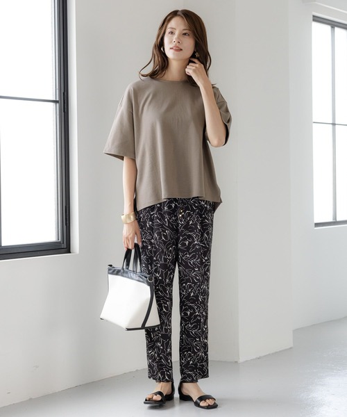 Elura（エルーラ）の「＜接触冷感＞ひやっとタッチベーシックTシャツ/138093（Tシャツ/カットソー・レディース・グリーン系その他/ブラック/グレー/ホワイト・MEDIUM/SMALL/LARGE）」の17枚目の写真