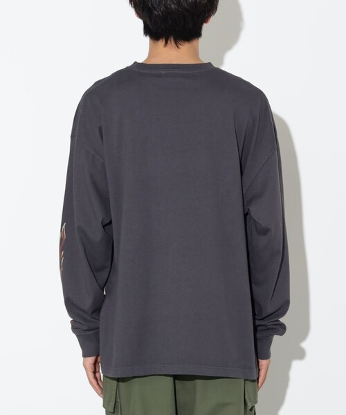 BEAMS HEART（ビームスハート）の「ワイルド プリント ロングスリーブ Tシャツ（Tシャツ/カットソー・メンズ・チャコールグレー/ブラック系その他4・SMALL/MEDIUM/LARGE）」の18枚目の写真