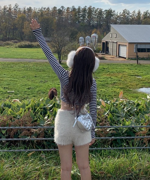 INTER FACTORY（インターファクトリー）の「mayu - シャギーショートパンツ (セットアップ)（その他パンツ・レディース・ブラック/グレー/アイボリー・FREE）」の12枚目の写真