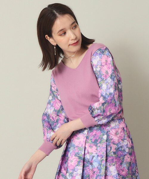 ITS'DEMO(イッツデモ)の「◆【セットアップ可/手洗い可】アート花柄シャンタン袖ニット<ミュルーズモダン(R)>(ニット/セーター・レディース・ダークブラウン系/ピンク系その他/ブルー系・00)」の13枚目の写真